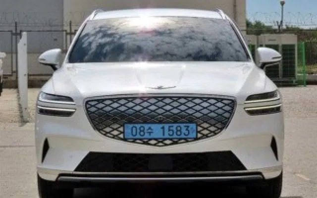 인천중고차매매계약서 일렉트리파이드 GV70 e-AWD 매물 사진 1 - 2022/10 73,684km